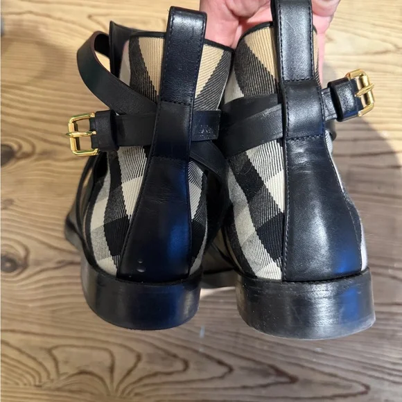 Burberry Pryle Ankle Boots - Picture 4 of 5